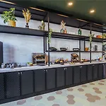 Ibis Styles Centre Rive Gauche 호텔