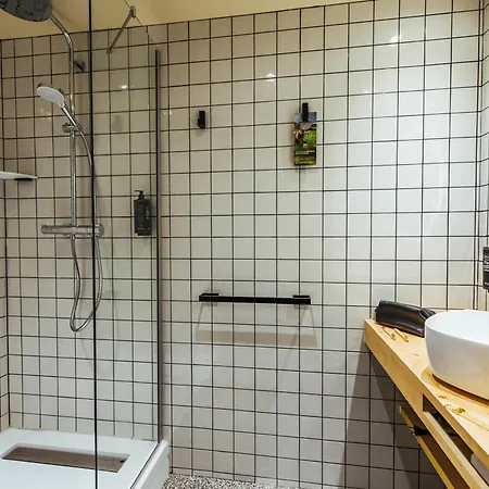 Ibis Styles Centre Rive Gauche Szálloda 3*