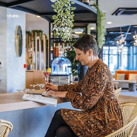 Ibis Styles Centre Rive Gauche Hotel 3*