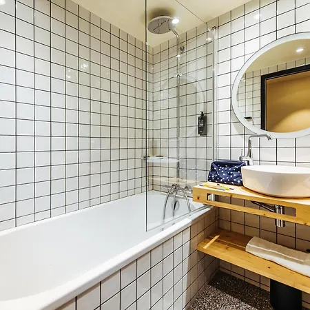 Hotel Ibis Styles Centre Rive Gauche 3*