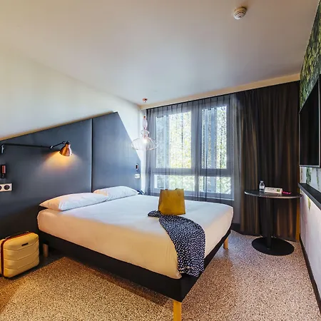 Ibis Styles Centre Rive Gauche 3* Rouen