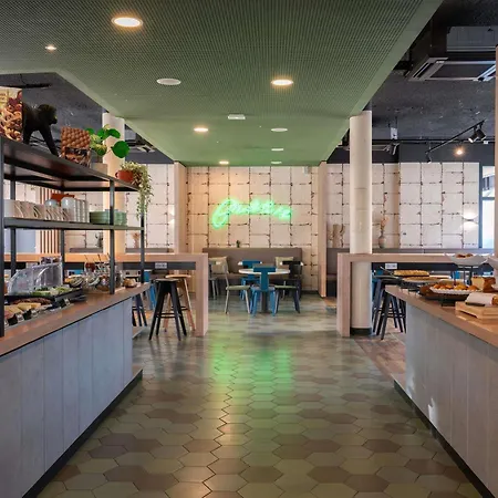 Ibis Styles Centre Rive Gauche Hotel