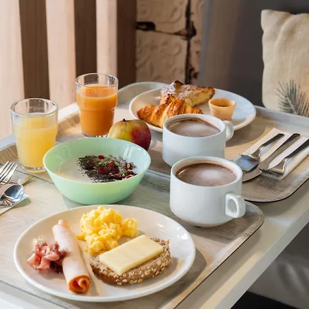 Hotel Ibis Styles Centre Rive Gauche 3*