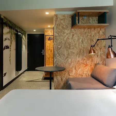 Ibis Styles Centre Rive Gauche 3*