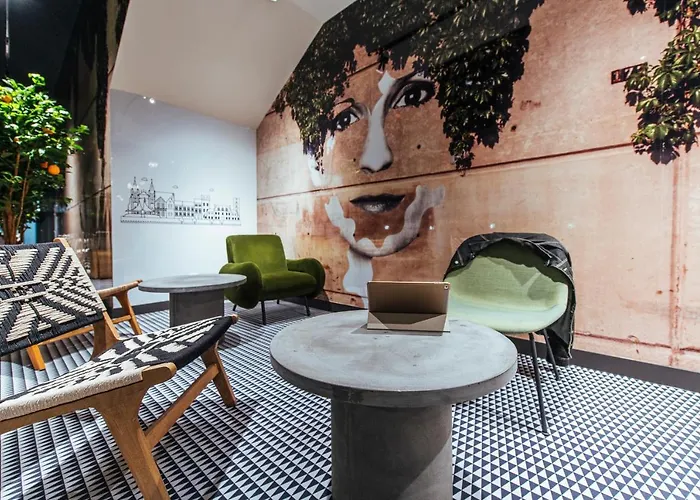 Otel Ibis Styles Centre Rive Gauche 3*