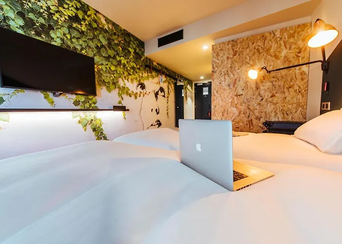 Ibis Styles Centre Rive Gauche Otel