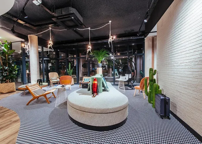 Ibis Styles Centre Rive Gauche 3*