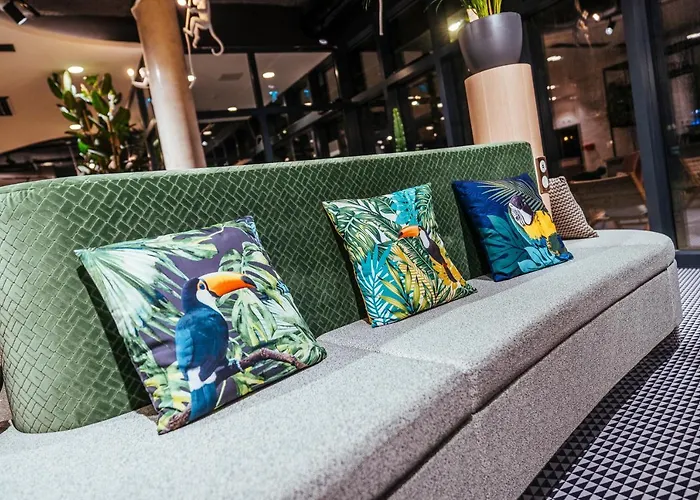 Ibis Styles Centre Rive Gauche Otel 3*