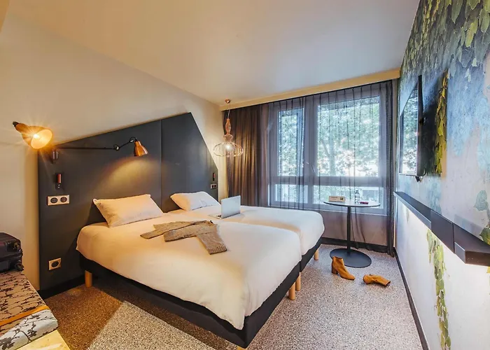 Otel Ibis Styles Centre Rive Gauche 3*