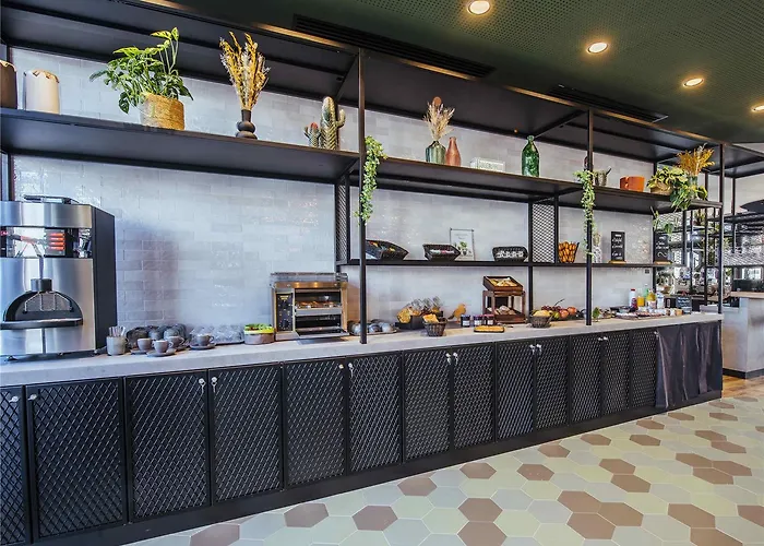 Отель Ibis Styles Centre Rive Gauche Руан